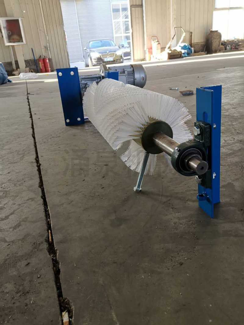 電動滾刷清掃器帶 (4).jpg