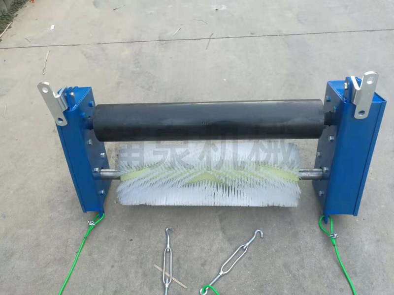 無動力滾刷清掃器 (5).jpg