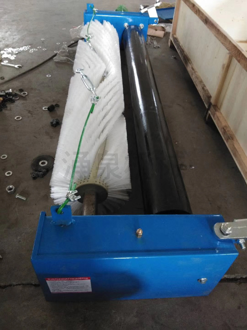 無動力滾刷清掃器 (8).jpg